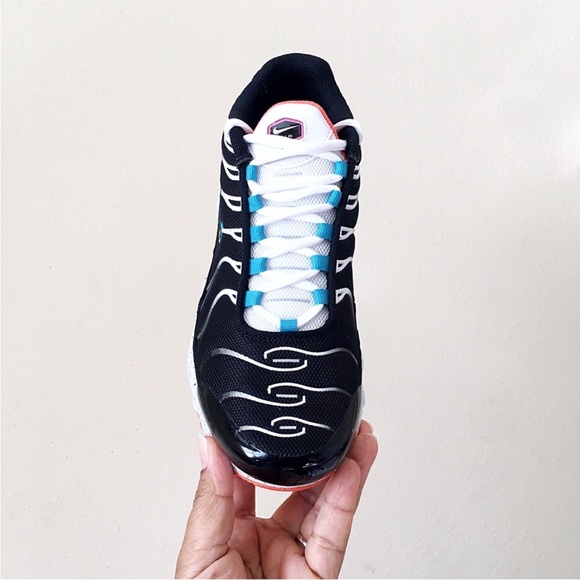 Nike Air Max Plus - Picture 4 of 7